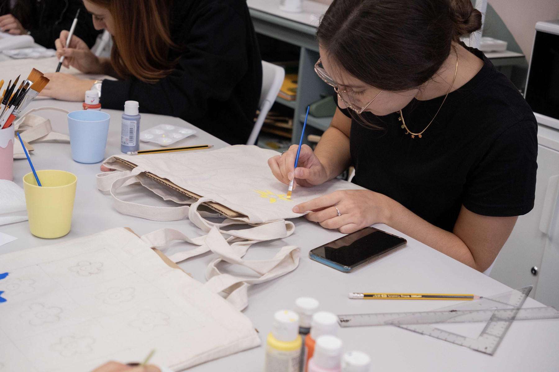 Qué Barbaridad - Espacio creativo